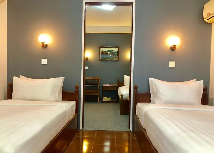Royal City Hotel